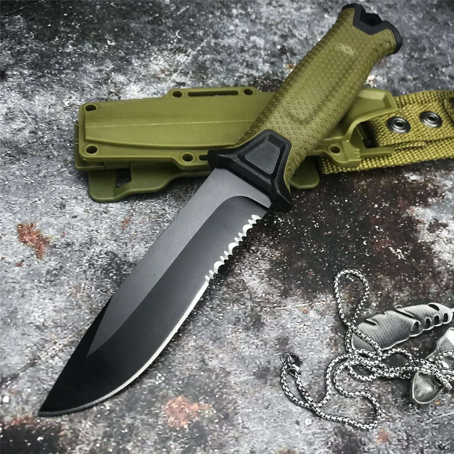 couteau tactique survie