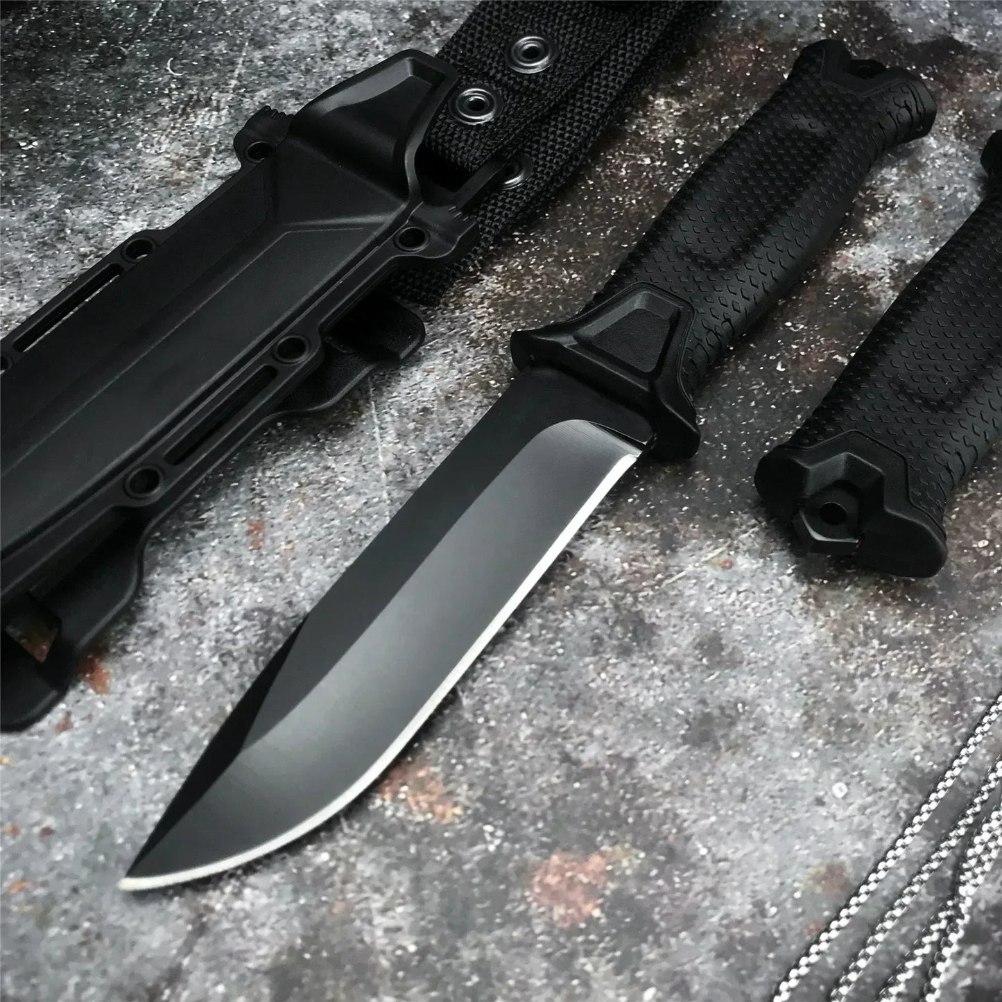 couteau tactique survie